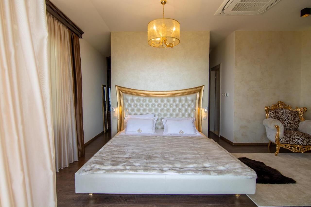 Виллы Luxury Villa Crystal Blue Свети-Стефан-33