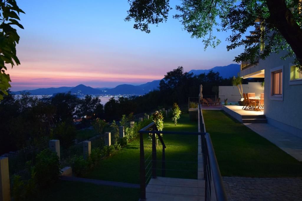 Виллы Luxury Villa Crystal Blue Свети-Стефан-57