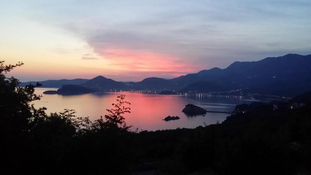 Виллы Luxury Villa Crystal Blue Свети-Стефан-65