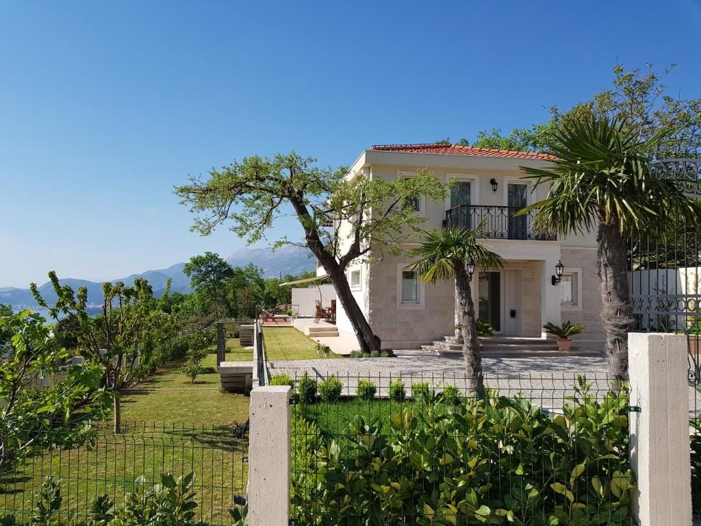 Виллы Luxury Villa Crystal Blue Свети-Стефан-82