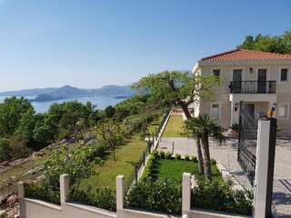 Виллы Luxury Villa Crystal Blue Свети-Стефан Вилла с собственным бассейном-16