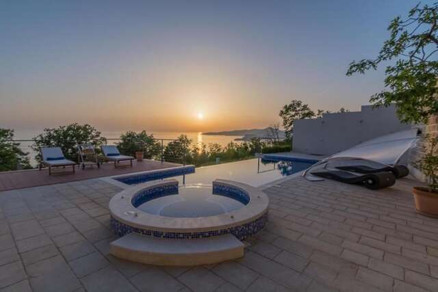 Виллы Luxury Villa Crystal Blue Свети-Стефан-136