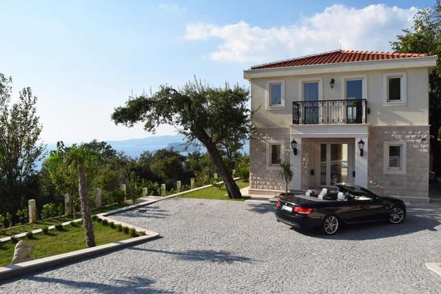 Виллы Luxury Villa Crystal Blue Свети-Стефан-20