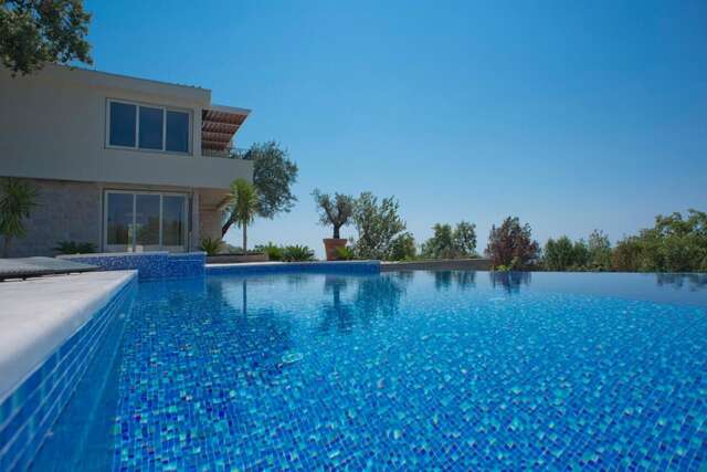 Виллы Luxury Villa Crystal Blue Свети-Стефан-47