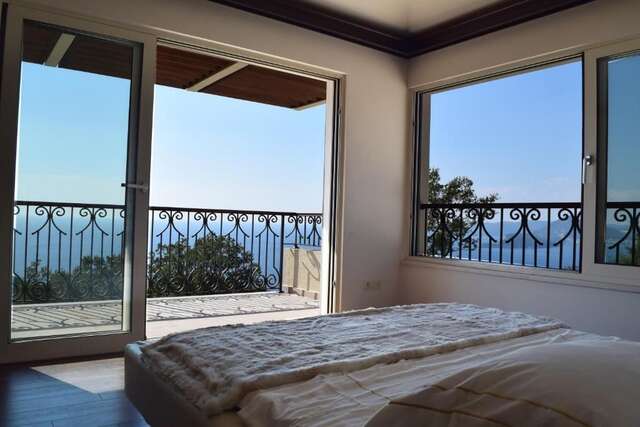 Виллы Luxury Villa Crystal Blue Свети-Стефан-62