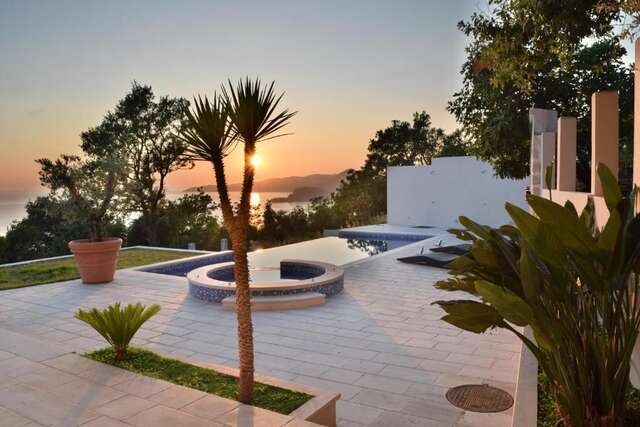 Виллы Luxury Villa Crystal Blue Свети-Стефан-65