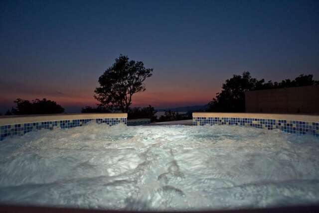 Виллы Luxury Villa Crystal Blue Свети-Стефан-73