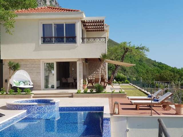 Виллы Luxury Villa Crystal Blue Свети-Стефан-79